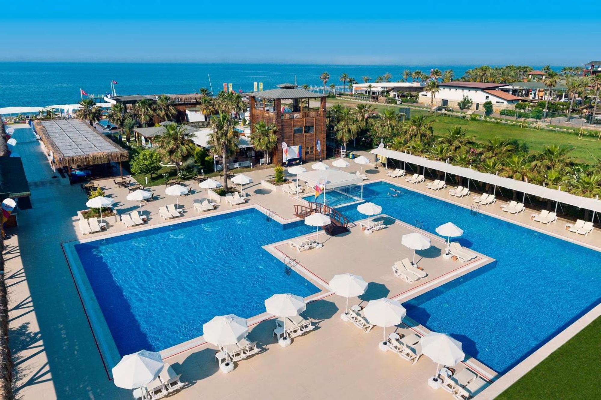 Armas Life Belek Hotel Bagian luar foto